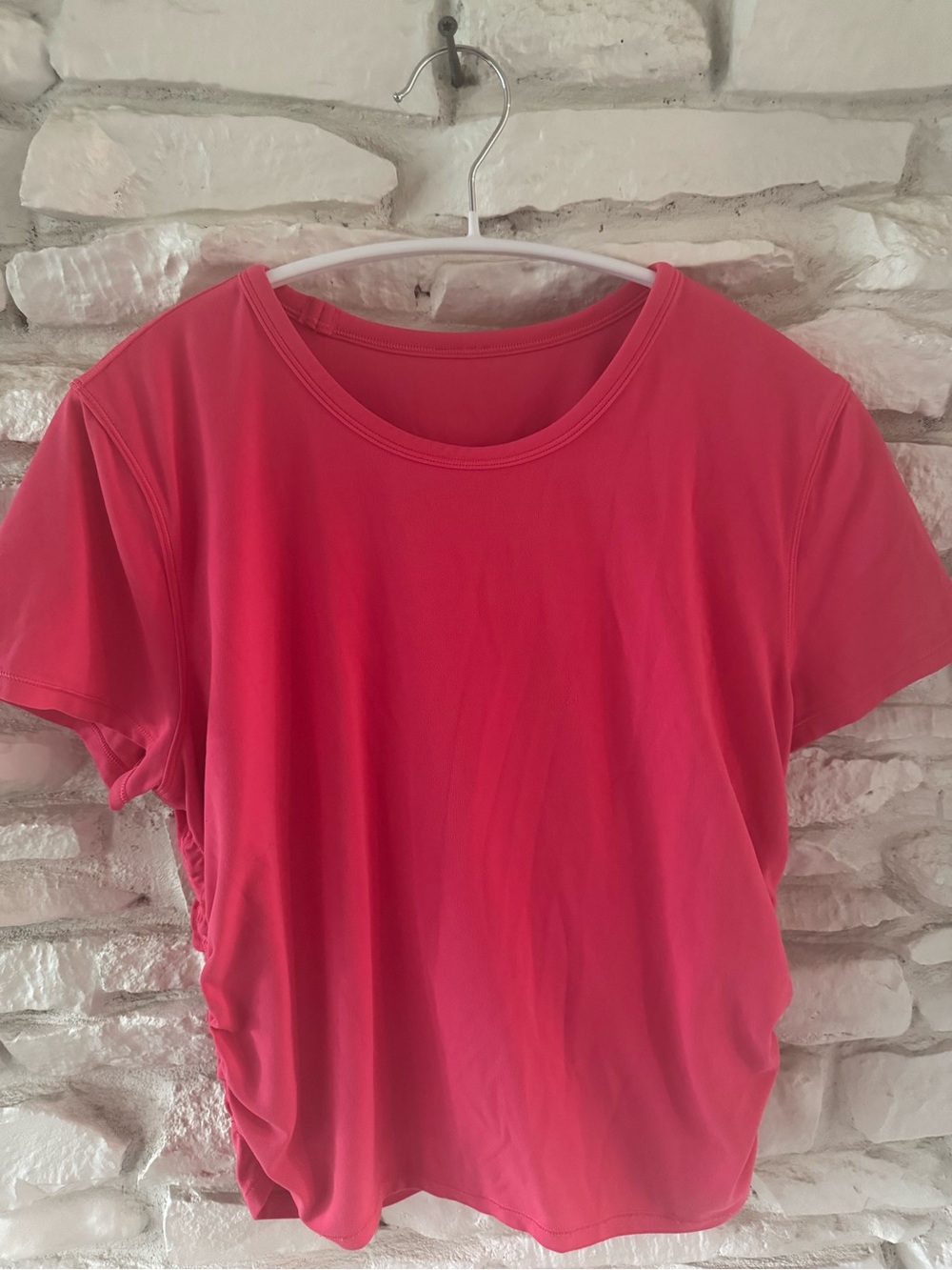Lululemon All It Takes Short-Sleeve Shirt Nulu
Lip Gloss